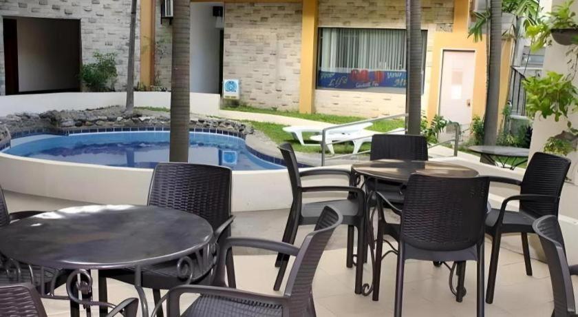 Vacation Hotel Себу Экстерьер фото